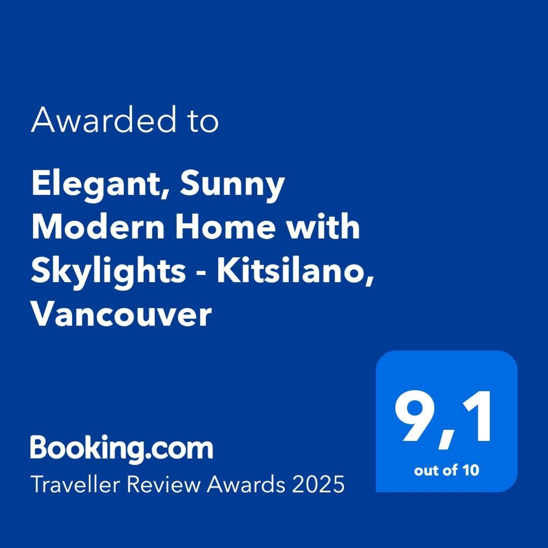 Elegant, Sunny Modern Home With Skylights - Kitsilano, Ванкувър Екстериор снимка